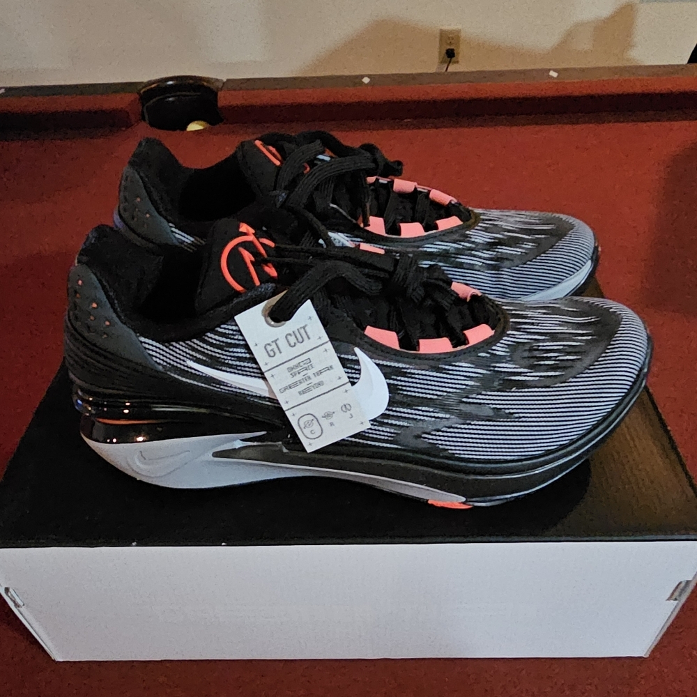 Nike Air Zoom G.T Cut 2